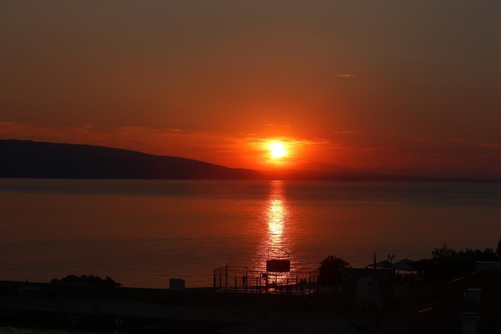 Beach Apartments Senj  Bagian luar foto